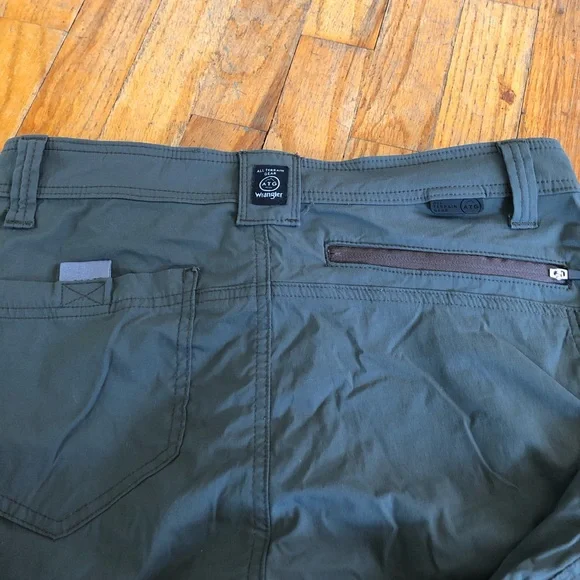 ATG by Wrangler Convertible Trail Jogger Pants - Picture 2 of 5